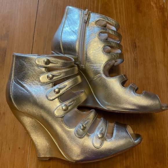Oscar de la Renta Gold Metalic Leather Wedge Gladiator Booties Size 8 - Picture 3 of 9